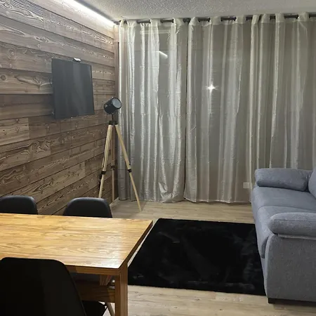 Aux Gets Avec Wi-fi, Parking Et Animaux Admis - Fr-1-671-294 *